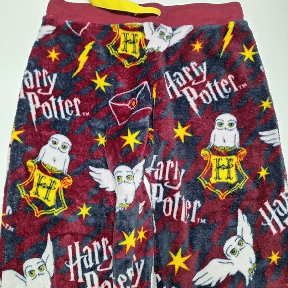 Harry Potter Pants Womens Medium Red Wizard Hogwarts Owl Hedwig Fuzzy Pajama - Picture 6 of 7